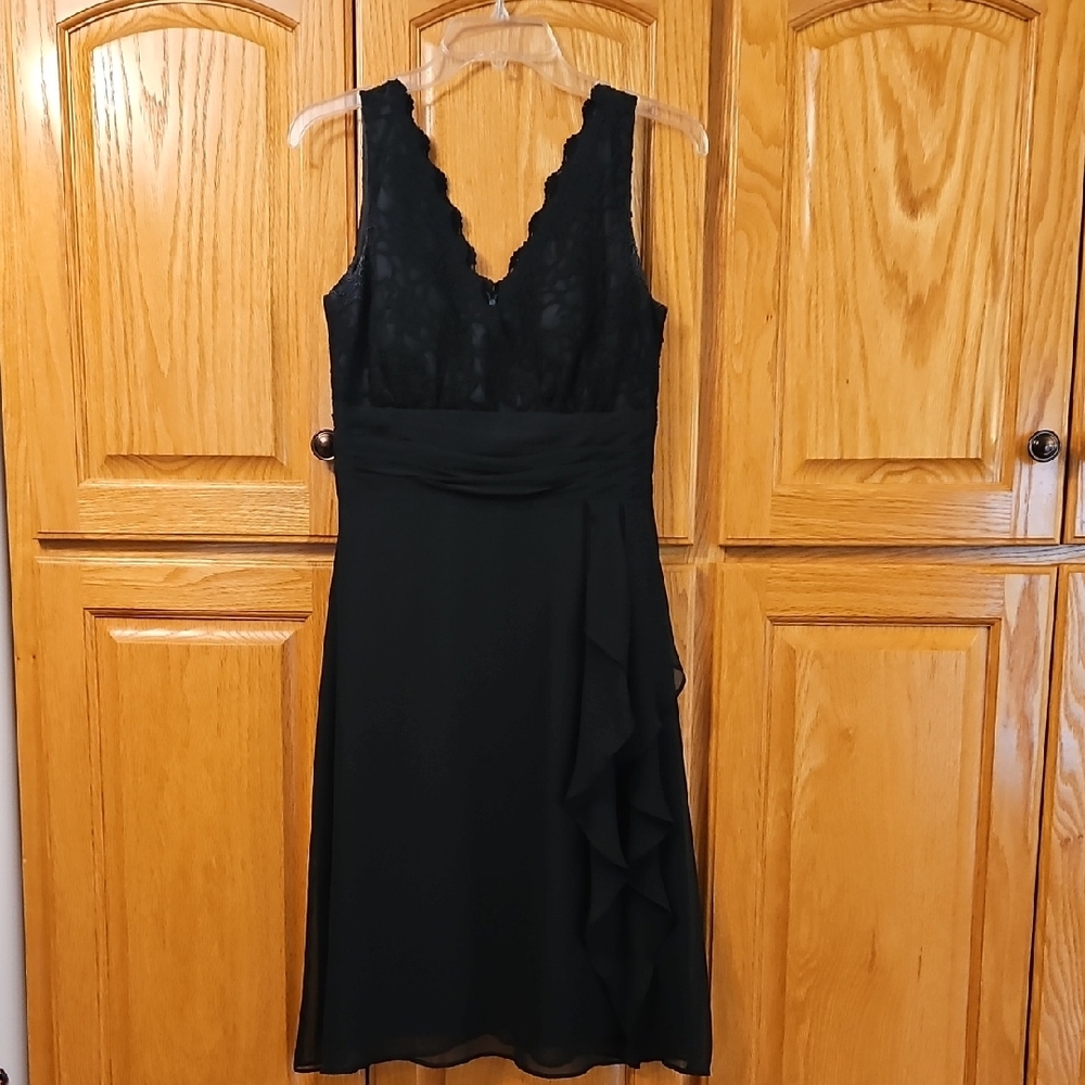 Elegant Black Lace Dress Size 6